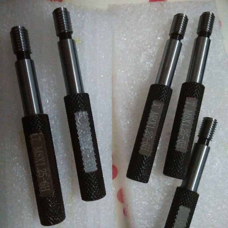 Thread plug gauge .