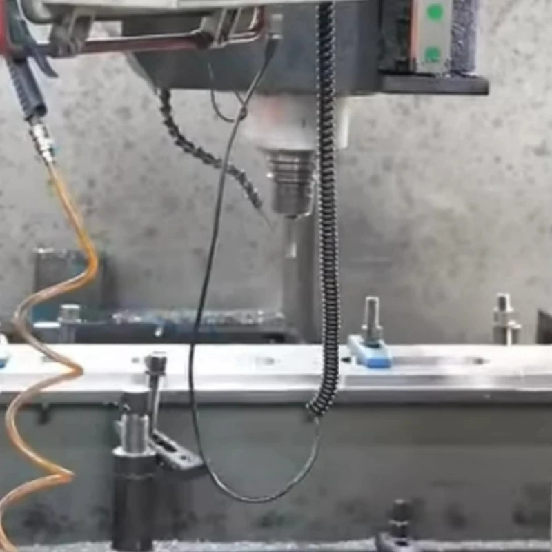 Gear run out tester .